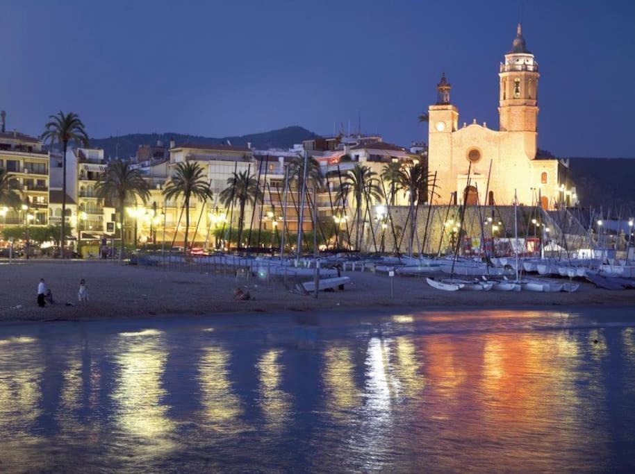 Marina Beach Aiguadolc Sitges Ngoại thất bức ảnh